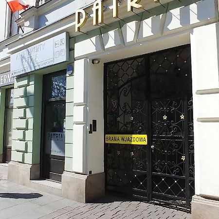 Apartamenty Patria Krakow Bagian luar foto