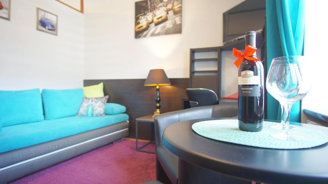 Apartamenty Patria Krakow Bagian luar foto
